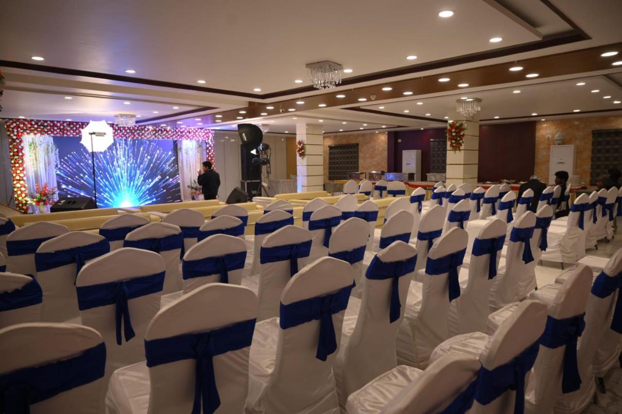Shree R.C.Vatika Hotell Motihari Exteriör bild