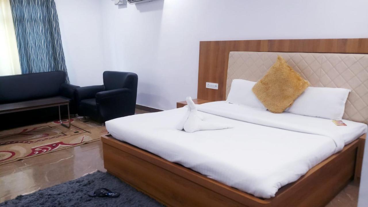 Shree R.C.Vatika Hotell Motihari Exteriör bild